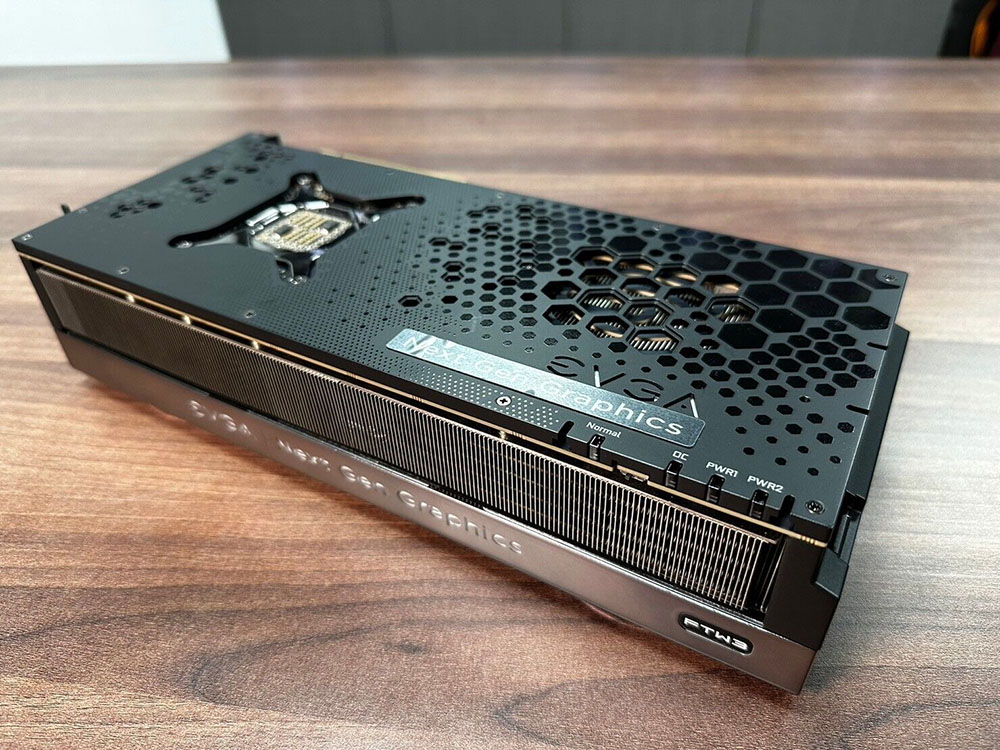 EVGA GeForce RTX 4090 顯卡原型現身 eBay 拍賣,競標價超過 40 萬台幣 - 電腦王阿達 EVGA GeForce RTX 4090 顯卡原型現身 eBay 拍賣,競標價超過 40 萬台幣 - 電腦王阿達