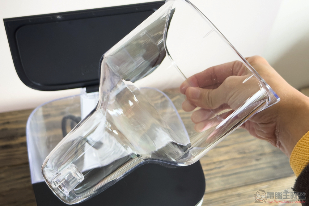 BRITA Model ONE 智能瞬熱 UVC 滅菌開飲機 開箱!4 重深層濾淨化、光觸滅菌、不鏽鋼厚膜瞬熱技術 輕鬆得到「你要的水」 - 電腦王阿達 BRITA Model ONE 智能瞬熱 UVC 滅菌開飲機 開箱!4 重深層濾淨化、光觸滅菌、不鏽鋼厚膜瞬熱技術 輕鬆得到「你要的水」 - 電腦王阿達