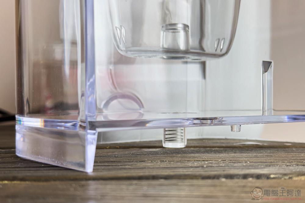 BRITA Model ONE 智能瞬熱 UVC 滅菌開飲機 開箱!4 重深層濾淨化、光觸滅菌、不鏽鋼厚膜瞬熱技術 輕鬆得到「你要的水」 - 電腦王阿達 BRITA Model ONE 智能瞬熱 UVC 滅菌開飲機 開箱!4 重深層濾淨化、光觸滅菌、不鏽鋼厚膜瞬熱技術 輕鬆得到「你要的水」 - 電腦王阿達