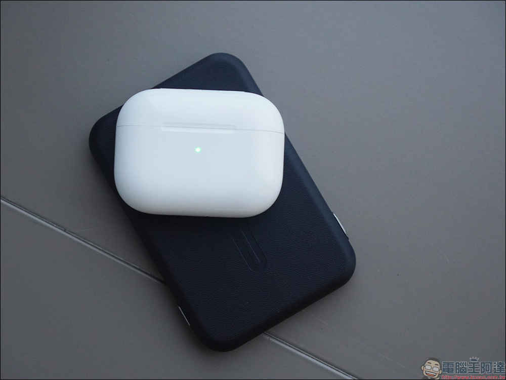 MOFT 磁吸行動電源開箱、體驗|充電、支架、卡夾完美三合一,一吸就上癮! - 電腦王阿達 MOFT 磁吸行動電源開箱、體驗|充電、支架、卡夾完美三合一,一吸就上癮! - 電腦王阿達