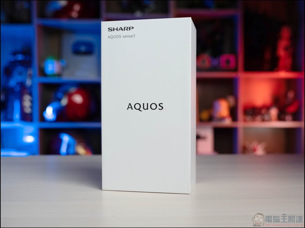 Sharp AQUOS sense7 開箱 - 01 Sharp AQUOS sense7 開箱 - 01