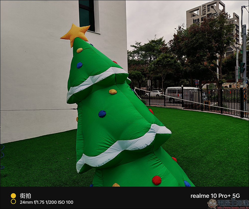 realme 10 Pro、realme 10 Pro+ 開箱、實拍體驗|1 億畫素 ProLight 街拍相機、首批搭載 realme UI 4.0 系統 - 電腦王阿達 realme 10 Pro、realme 10 Pro+ 開箱、實拍體驗|1 億畫素 ProLight 街拍相機、首批搭載 realme UI 4.0 系統 - 電腦王阿達