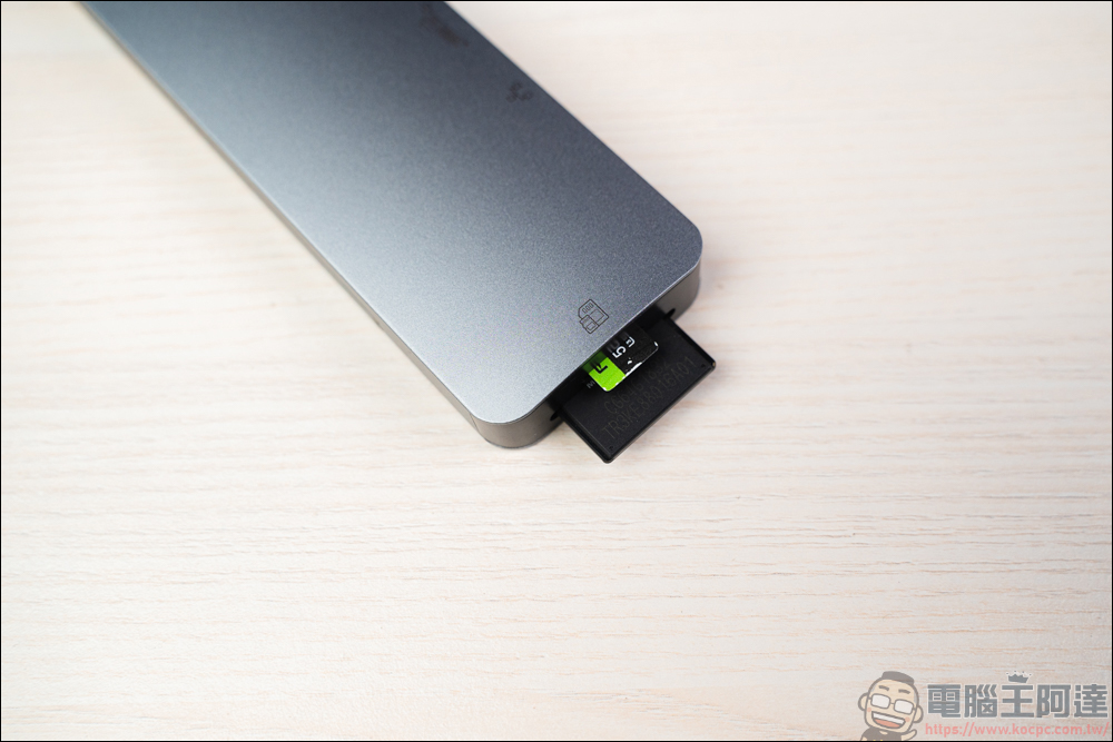 LINQ 9-in-1 SSD Pro Studio Hub 集線器,整合 Hub + SSD 外接盒、讀卡機、HDMI、高速 RJ-45、100W PD快充 九大功能 - 電腦王阿達 LINQ 9-in-1 SSD Pro Studio Hub 集線器,整合 Hub + SSD 外接盒、讀卡機、HDMI、高速 RJ-45、100W PD快充 九大功能 - 電腦王阿達