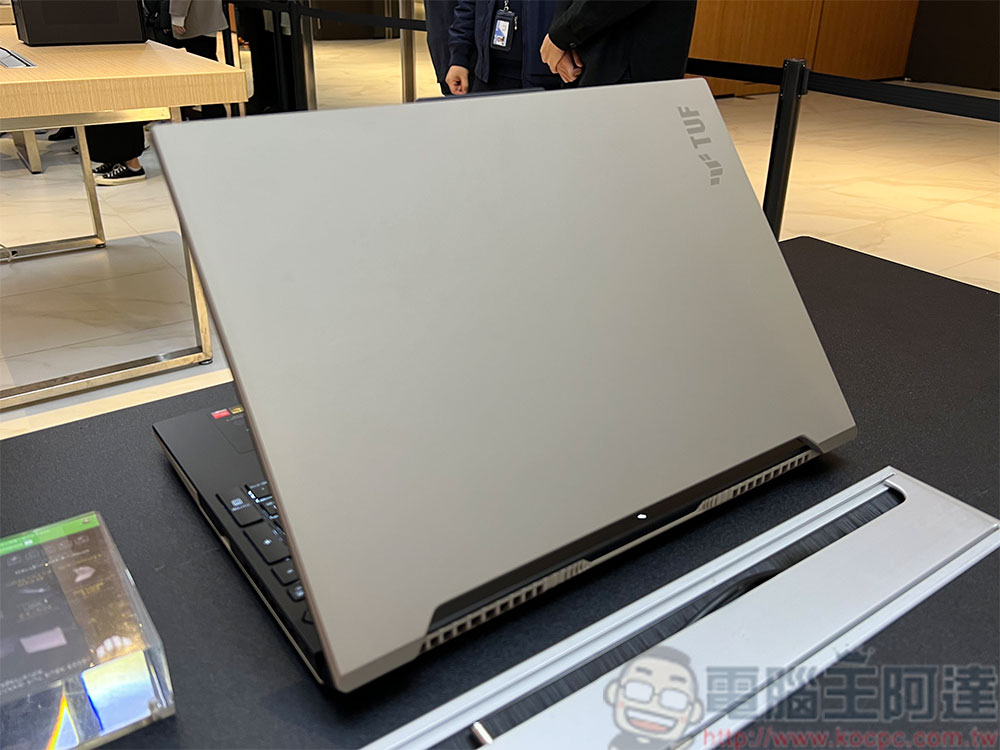 ASUS 全系列 OLED 新機報到，DialPad 廣泛配置實現靈活操作新境界 - 電腦王阿達