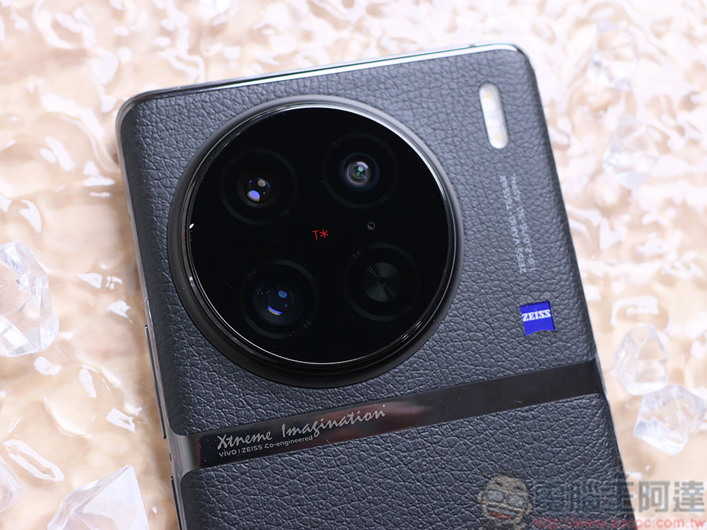 vivo X90 Pro、X90 開箱實拍:徒手輕鬆捕捉星空月球,蔡司加持唯美耀斑人像 - 電腦王阿達 vivo X90 Pro、X90 開箱實拍:徒手輕鬆捕捉星空月球,蔡司加持唯美耀斑人像 - 電腦王阿達