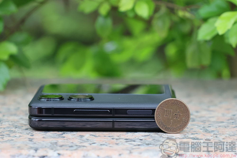 OPPO Find N2 Flip 實測、實拍:精巧百變大電量,體現你的時尚「摺」學 - 電腦王阿達 OPPO Find N2 Flip 實測、實拍:精巧百變大電量,體現你的時尚「摺」學 - 電腦王阿達