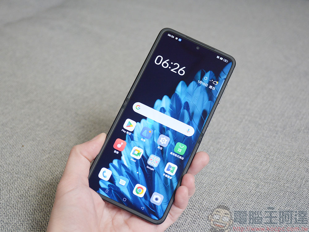OPPO Find N2 Flip 實測、實拍:精巧百變大電量,體現你的時尚「摺」學 - 電腦王阿達 OPPO Find N2 Flip 實測、實拍:精巧百變大電量,體現你的時尚「摺」學 - 電腦王阿達