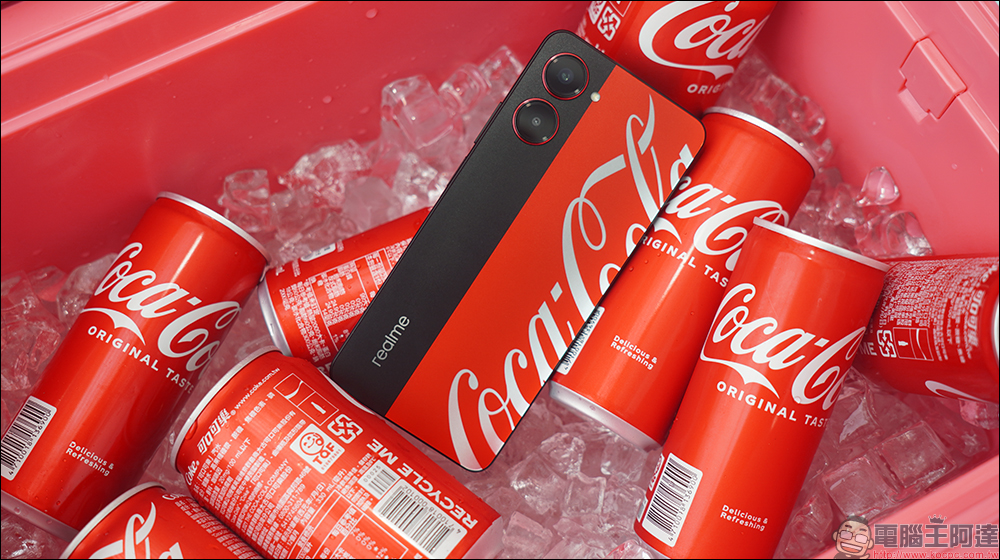 最受歡迎快樂水!realme 10 Pro 可口可樂聯名限定版 Coca-Cola Edition 動眼看, realmeow 限定公仔同步亮相! - 電腦王阿達 最受歡迎快樂水!realme 10 Pro 可口可樂聯名限定版 Coca-Cola Edition 動眼看, realmeow 限定公仔同步亮相! - 電腦王阿達