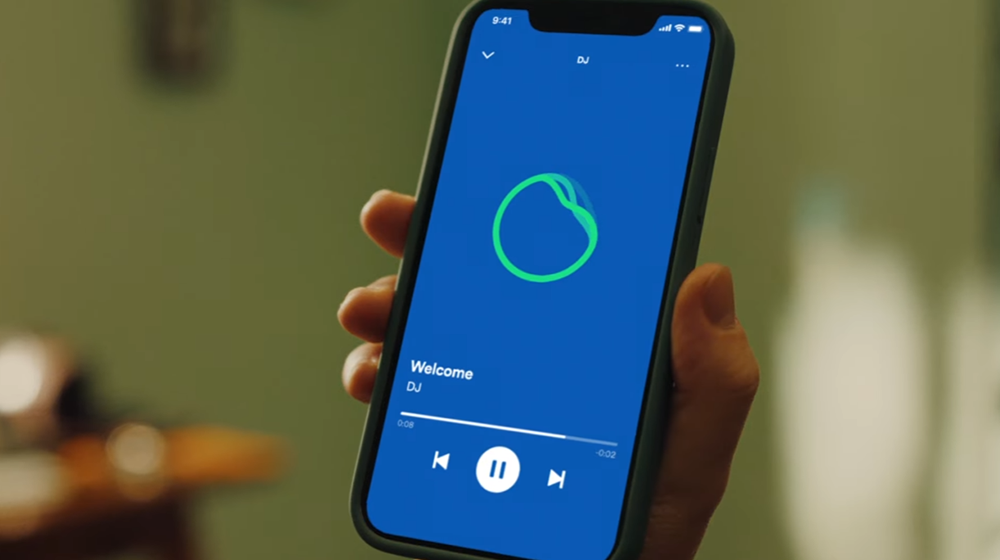 Spotify 推出 AI DJ 功能，會根據你的喜好自動播放音樂和提供簡短評論 - 電腦王阿達