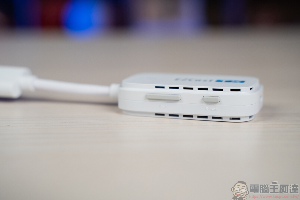 EZCast Pocket 高畫質無線投影傳輸器,不需要 APP 、網路、安裝就能快速無線投影!HDMI 線還留著幹嘛? - 電腦王阿達 EZCast Pocket 高畫質無線投影傳輸器,不需要 APP 、網路、安裝就能快速無線投影!HDMI 線還留著幹嘛? - 電腦王阿達