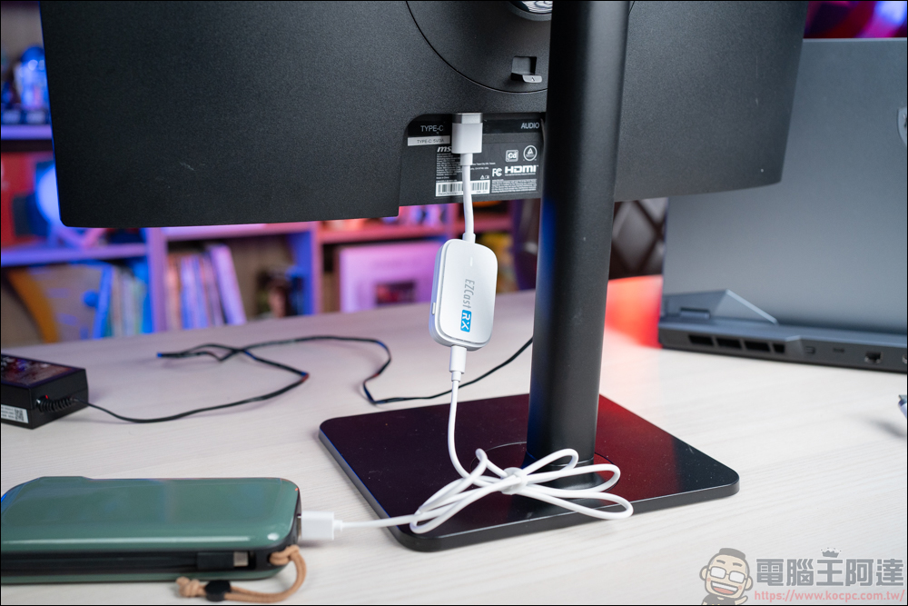 EZCast Pocket 高畫質無線投影傳輸器,不需要 APP 、網路、安裝就能快速無線投影!HDMI 線還留著幹嘛? - 電腦王阿達 EZCast Pocket 高畫質無線投影傳輸器,不需要 APP 、網路、安裝就能快速無線投影!HDMI 線還留著幹嘛? - 電腦王阿達