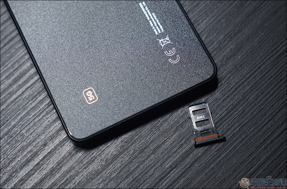 POCO X5 系列開箱|性能領先同級 再加億級像素、旗艦螢幕 價格卻低於同級 萬元娛樂手機首選 - 電腦王阿達 POCO X5 系列開箱|性能領先同級 再加億級像素、旗艦螢幕 價格卻低於同級 萬元娛樂手機首選 - 電腦王阿達