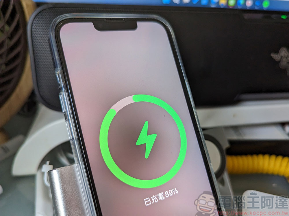手機充電時真的需要避免使用嗎? - 電腦王阿達 為什麼我的 iPhone 充電這麼慢? - 電腦王阿達