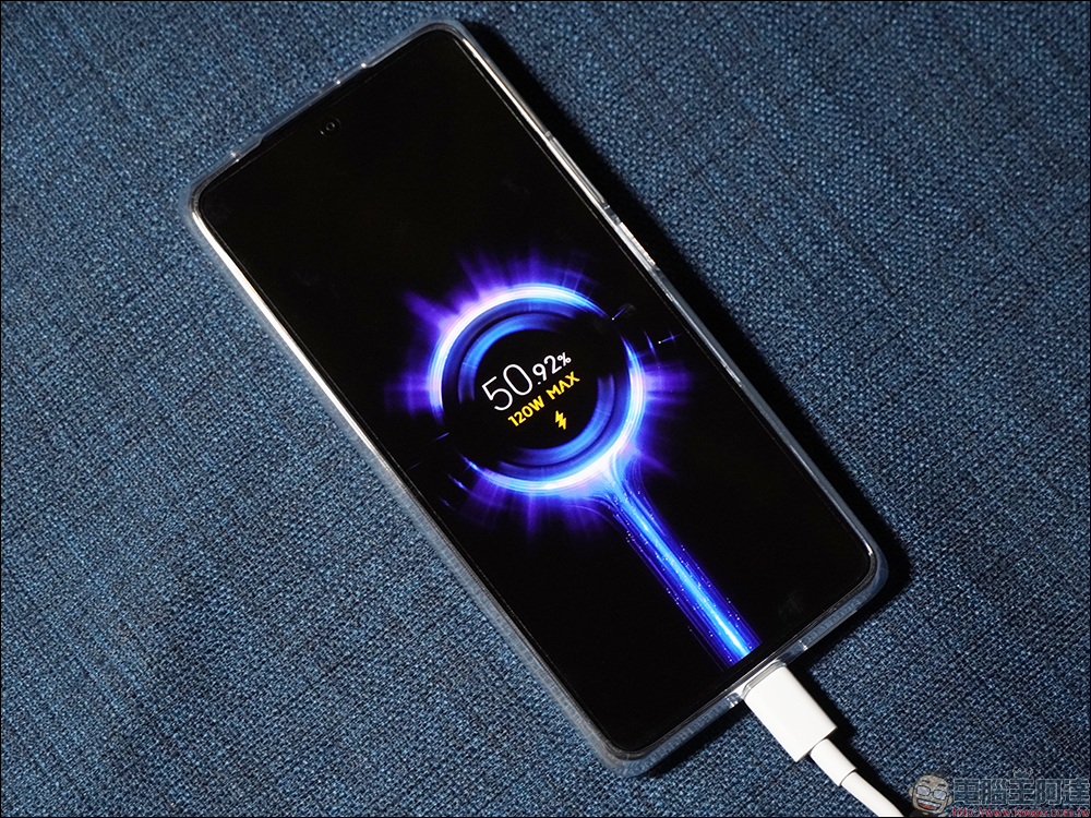 手機電池總在最需要時耗盡?打開這項功能一切大不同 - 電腦王阿達 如何延長手機充電線的使用壽命?把握這 5 大原則,還有一些小技巧 - 電腦王阿達