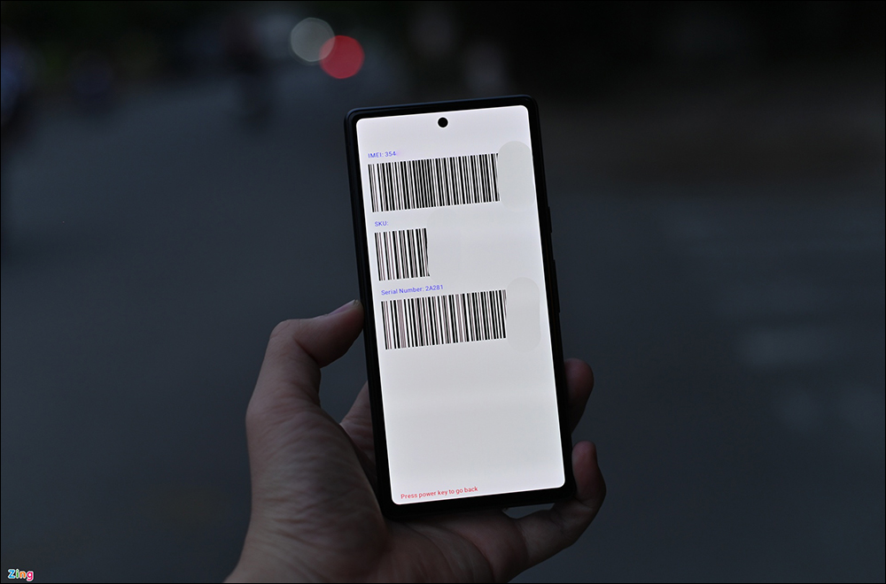 Google Pixel 7a 動手玩再次曝光!確認配備 8GB RAM,預期將支援「電力分享功能」 - 電腦王阿達 Google Pixel 7a 動手玩再次曝光!確認配備 8GB RAM,預期將支援「電力分享功能」 - 電腦王阿達