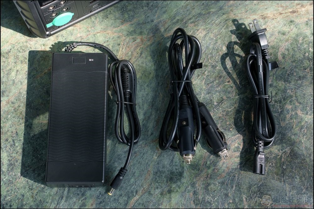 Zendure 1000W小坦克戶外行動電源站開箱 - 04 Zendure 1000W小坦克戶外行動電源站開箱 - 04