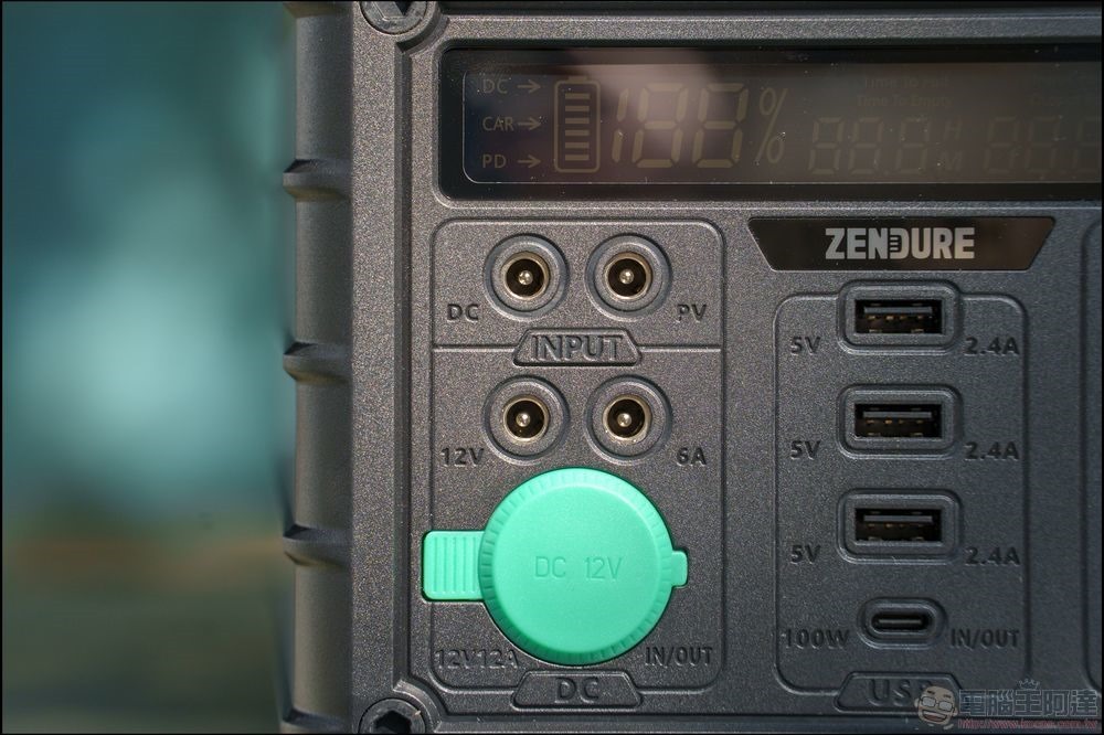 Zendure 1000W小坦克戶外行動電源站開箱 - 07