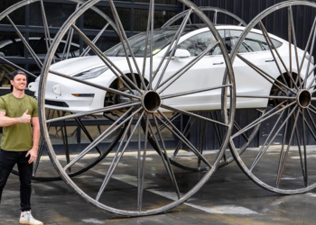 特斯拉 Model 3