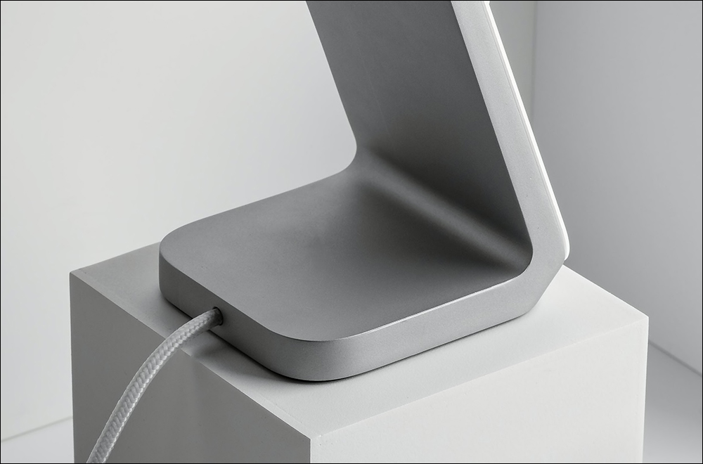 NOMAD Stand One MagSafe 充電支架推出,外型超美、MFi 認證、支援 15W MagSafe 充電 - 電腦王阿達 NOMAD Stand One MagSafe 充電支架推出,外型超美、MFi 認證、支援 15W MagSafe 充電 - 電腦王阿達