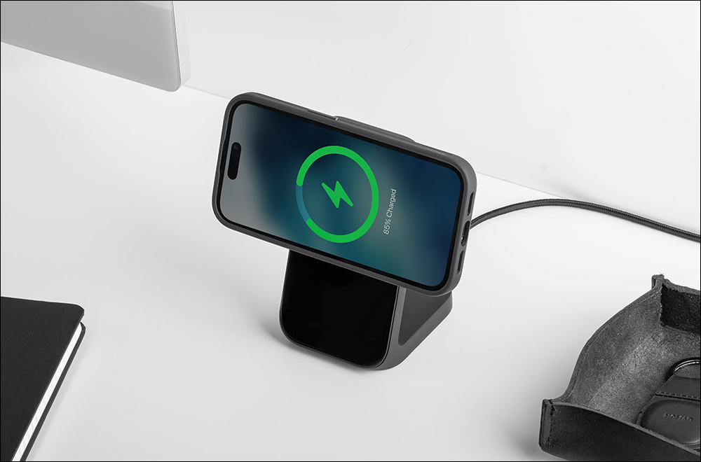 NOMAD Stand One MagSafe 充電支架推出,外型超美、MFi 認證、支援 15W MagSafe 充電 - 電腦王阿達 NOMAD Stand One MagSafe 充電支架推出,外型超美、MFi 認證、支援 15W MagSafe 充電 - 電腦王阿達