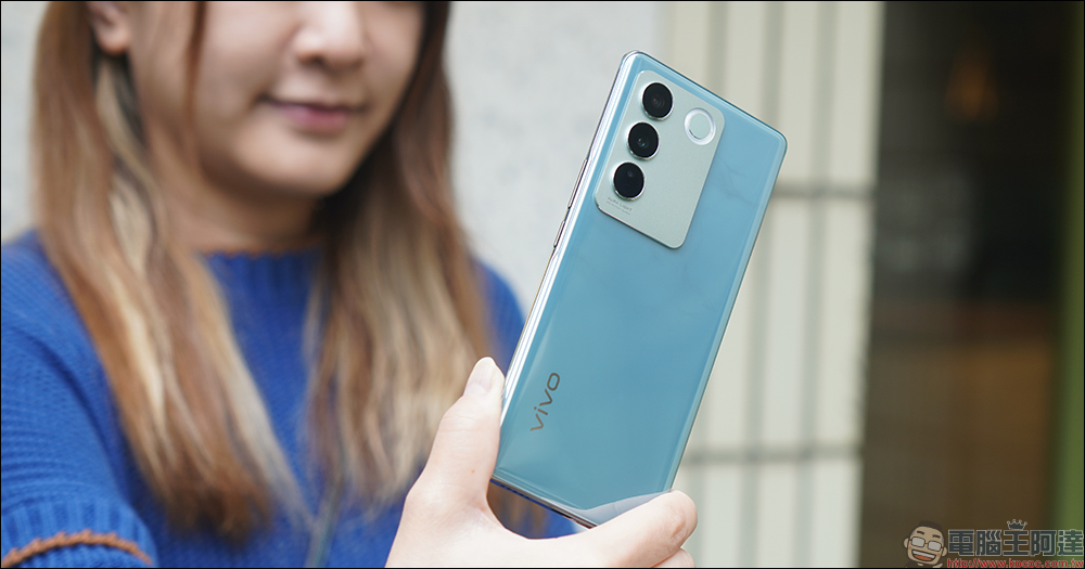 vivo V27 5G自帶光環人像神機開箱|獨創時尚柔光環、最豐富美妝美顏模式前後 5000 萬畫素,全球首發天璣 7200 處理器 - 電腦王阿達 vivo V27 5G自帶光環人像神機開箱|獨創時尚柔光環、最豐富美妝美顏模式前後 5000 萬畫素,全球首發天璣 7200 處理器 - 電腦王阿達