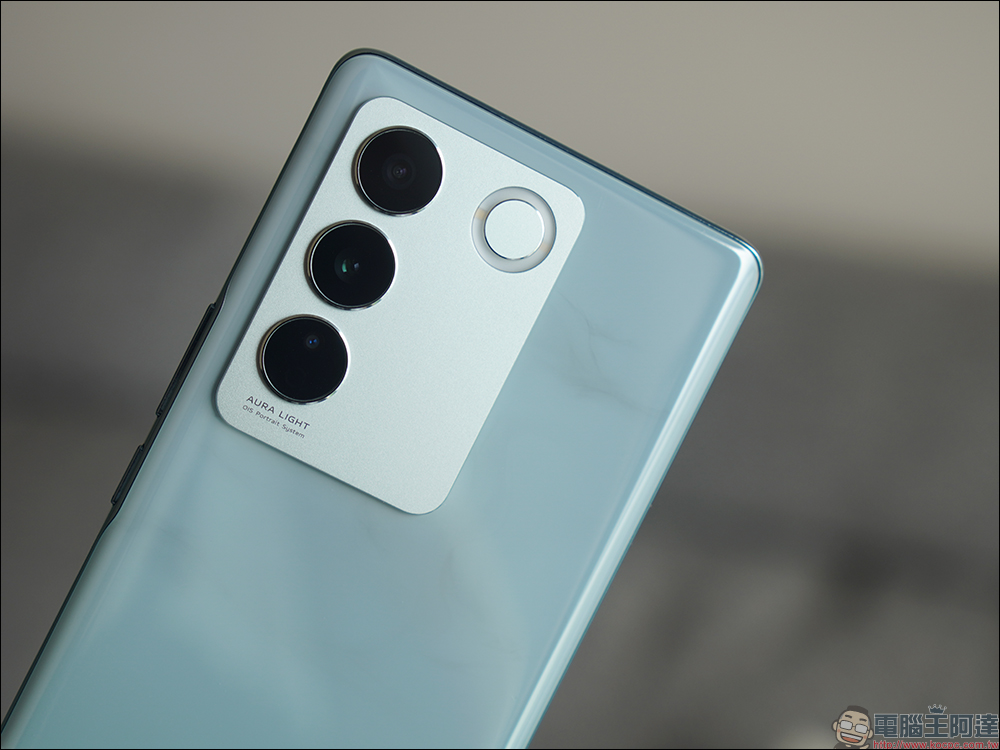 vivo V27 5G自帶光環人像神機開箱|獨創時尚柔光環、最豐富美妝美顏模式前後 5000 萬畫素,全球首發天璣 7200 處理器 - 電腦王阿達 vivo V27 5G自帶光環人像神機開箱|獨創時尚柔光環、最豐富美妝美顏模式前後 5000 萬畫素,全球首發天璣 7200 處理器 - 電腦王阿達