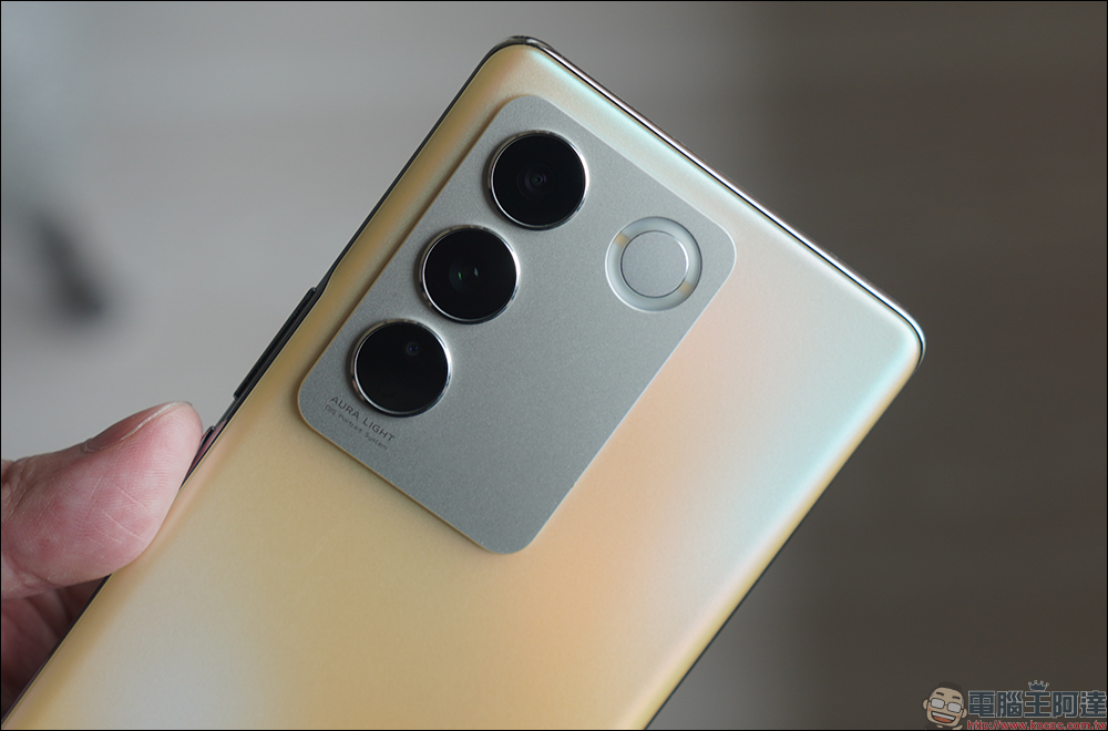 vivo V27 5G自帶光環人像神機開箱|獨創時尚柔光環、最豐富美妝美顏模式前後 5000 萬畫素,全球首發天璣 7200 處理器 - 電腦王阿達 vivo V27 5G自帶光環人像神機開箱|獨創時尚柔光環、最豐富美妝美顏模式前後 5000 萬畫素,全球首發天璣 7200 處理器 - 電腦王阿達