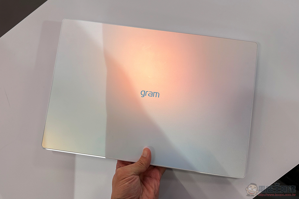 輕炫美型的 LG gram Style 在台登場 - 電腦王阿達 輕炫美型的 LG gram Style 在台登場 - 電腦王阿達