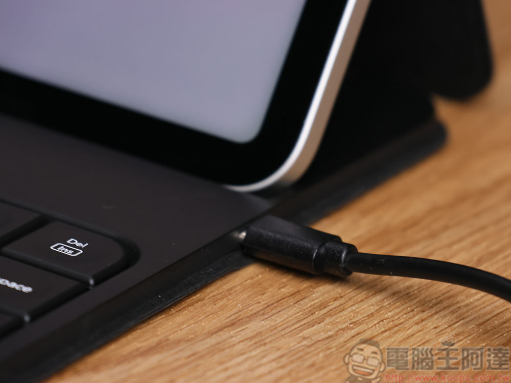mokibo fusion 無線鍵盤 2.0 (iPad Pro 12.9 吋)開箱實測:多系統支援、多設備連線,觸控、打字手感全面升級 - 電腦王阿達 mokibo fusion 無線鍵盤 2.0 (iPad Pro 12.9 吋)開箱實測:多系統支援、多設備連線,觸控、打字手感全面升級 - 電腦王阿達