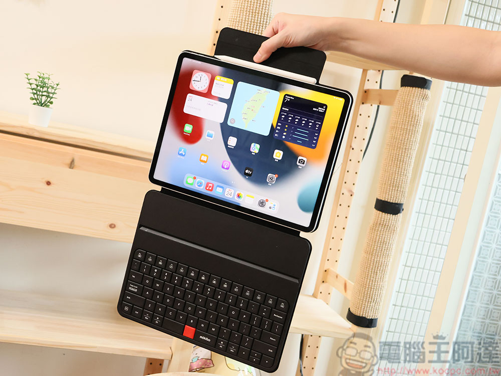 mokibo fusion 無線鍵盤 2.0 (iPad Pro 12.9 吋)開箱實測:多系統支援、多設備連線,觸控、打字手感全面升級 - 電腦王阿達 mokibo fusion 無線鍵盤 2.0 (iPad Pro 12.9 吋)開箱實測:多系統支援、多設備連線,觸控、打字手感全面升級 - 電腦王阿達