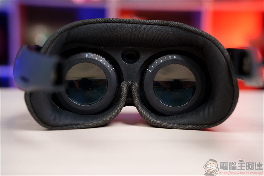 最輕便一體機 HTC VIVE XR Elite 開箱體驗,一機滿足 PC VR + VR 一體機 + MR 所有需求 - 電腦王阿達 最輕便一體機 HTC VIVE XR Elite 開箱體驗,一機滿足 PC VR + VR 一體機 + MR 所有需求 - 電腦王阿達
