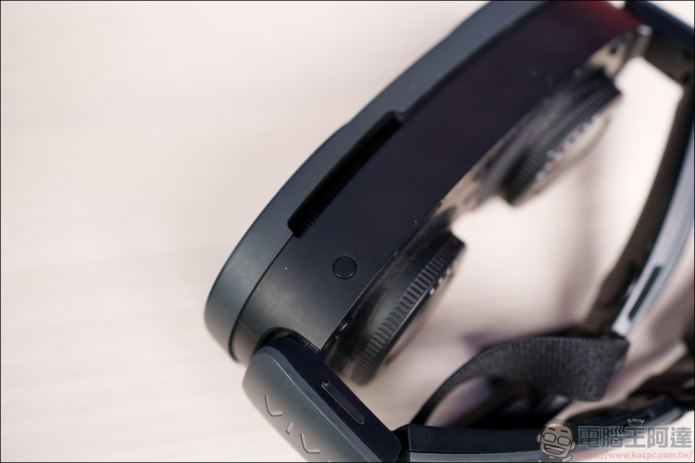 最輕便一體機 HTC VIVE XR Elite 開箱體驗,一機滿足 PC VR + VR 一體機 + MR 所有需求 - 電腦王阿達 最輕便一體機 HTC VIVE XR Elite 開箱體驗,一機滿足 PC VR + VR 一體機 + MR 所有需求 - 電腦王阿達