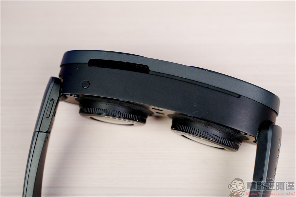 最輕便一體機 HTC VIVE XR Elite 開箱體驗,一機滿足 PC VR + VR 一體機 + MR 所有需求 - 電腦王阿達 最輕便一體機 HTC VIVE XR Elite 開箱體驗,一機滿足 PC VR + VR 一體機 + MR 所有需求 - 電腦王阿達