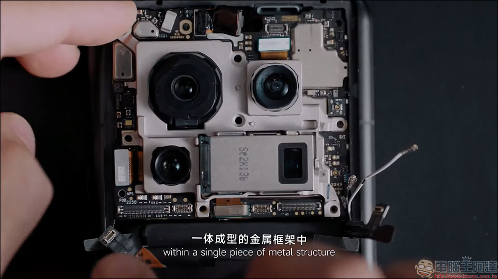 小米 Xiaomi 13 Ultra 正式發表:IMX989+IMX858 感光元件、1 吋可變光圈、新一代 Summicron 鏡頭以及專業攝影套裝 - 電腦王阿達 小米 Xiaomi 13 Ultra 正式發表:IMX989+IMX858 感光元件、1 吋可變光圈、新一代 Summicron 鏡頭以及專業攝影套裝 - 電腦王阿達