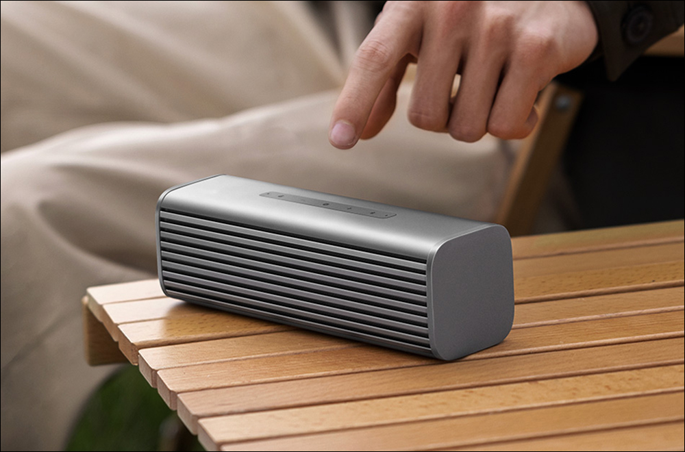 小米 Xiaomi Sound Move 高保真攜帶型智慧音箱正式推出:陽極氧化鋁材質輕量機身、4 單元高保真立體聲、智慧藍牙雙模式、21 小時長續航與 Harman AudioEFX 專業調音 - 電腦王阿達 小米 Xiaomi Sound Move 高保真攜帶型智慧音箱正式推出:陽極氧化鋁材質輕量機身、4 單元高保真立體聲、智慧藍牙雙模式、21 小時長續航與 Harman AudioEFX 專業調音 - 電腦王阿達