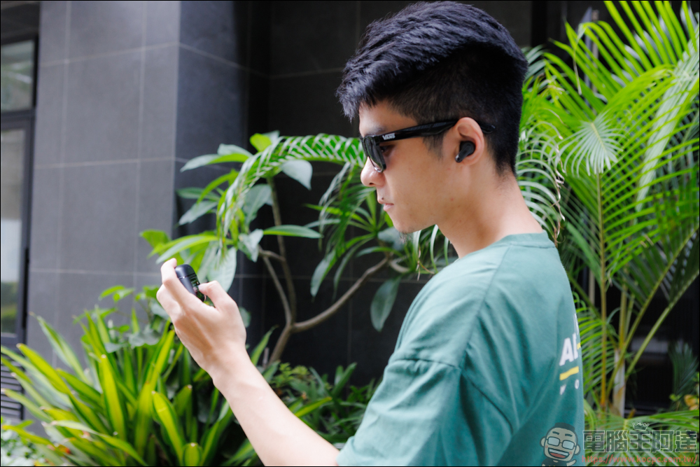 Android 17 將為 Pixel 手機帶來 LHDC 支援,它是什麼? - 電腦王阿達 JBL Tour Pro 2 開箱:創新大膽的設計,讓真無線藍牙耳機有了觸控螢幕操作功能 - 電腦王阿達