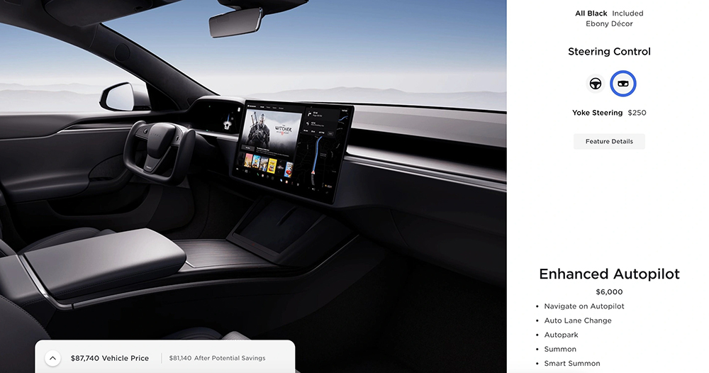 Tesla 將 Yoke 方向盤改為選配 Tesla 將 Yoke 方向盤改為選配