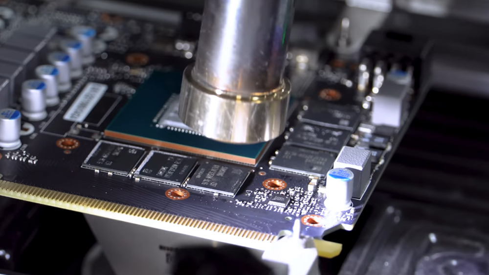國外硬體大神將 RTX 3060 8GB 版魔改至 12GB 記憶體,Unigine 1080p Extreme 測試獲 22% 提升 - 電腦王阿達 國外硬體大神將 RTX 3060 8GB 版魔改至 12GB 記憶體,Unigine 1080p Extreme 測試獲 22% 提升 - 電腦王阿達