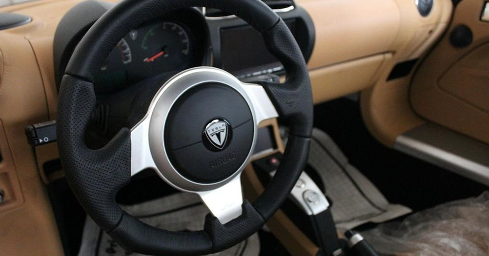 挖到寶還是磚?三台全新初代 Tesla Roadster 擱置十多年被找到,你也可以買 - 電腦王阿達 挖到寶還是磚?三台全新初代 Tesla Roadster 擱置十多年被找到,你也可以買 - 電腦王阿達