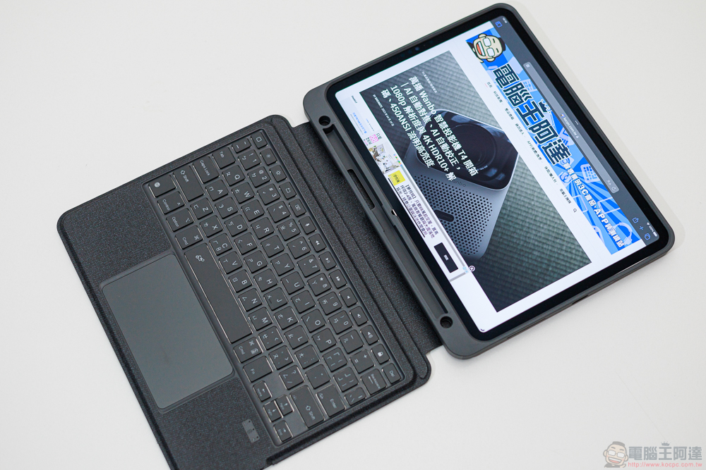 小資族 iPad 體驗全滿足!eiP Magnetix 磁吸可拆式藍牙觸控鍵盤、媲美 Apple Pencil 的磁吸充電觸控筆、專業筆觸磁吸類紙膜 eiP 超大杯全配件開箱 - 電腦王阿達 小資族 iPad 體驗全滿足!eiP Magnetix 磁吸可拆式藍牙觸控鍵盤、媲美 Apple Pencil 的磁吸充電觸控筆、專業筆觸磁吸類紙膜 eiP 超大杯全配件開箱 - 電腦王阿達