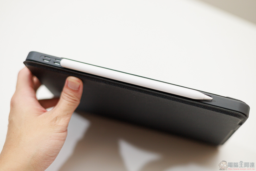 小資族 iPad 體驗全滿足!eiP Magnetix 磁吸可拆式藍牙觸控鍵盤、媲美 Apple Pencil 的磁吸充電觸控筆、專業筆觸磁吸類紙膜 eiP 超大杯全配件開箱 - 電腦王阿達 小資族 iPad 體驗全滿足!eiP Magnetix 磁吸可拆式藍牙觸控鍵盤、媲美 Apple Pencil 的磁吸充電觸控筆、專業筆觸磁吸類紙膜 eiP 超大杯全配件開箱 - 電腦王阿達