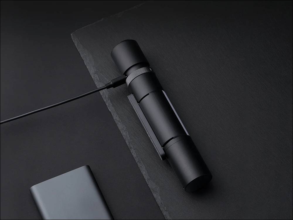 小米 Xiaomi 多功能手電筒在台推出, 1 支具備手電筒、多功能照明側燈、車窗擊破器、安全帶切割器 - 電腦王阿達 小米 Xiaomi 多功能手電筒在台推出, 1 支具備手電筒、多功能照明側燈、車窗擊破器、安全帶切割器 - 電腦王阿達