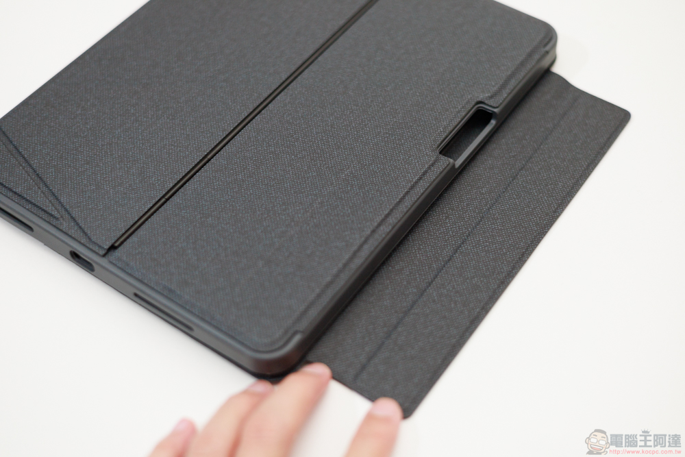 小資族 iPad 體驗全滿足!eiP Magnetix 磁吸可拆式藍牙觸控鍵盤、媲美 Apple Pencil 的磁吸充電觸控筆、專業筆觸磁吸類紙膜 eiP 超大杯全配件開箱 - 電腦王阿達 小資族 iPad 體驗全滿足!eiP Magnetix 磁吸可拆式藍牙觸控鍵盤、媲美 Apple Pencil 的磁吸充電觸控筆、專業筆觸磁吸類紙膜 eiP 超大杯全配件開箱 - 電腦王阿達