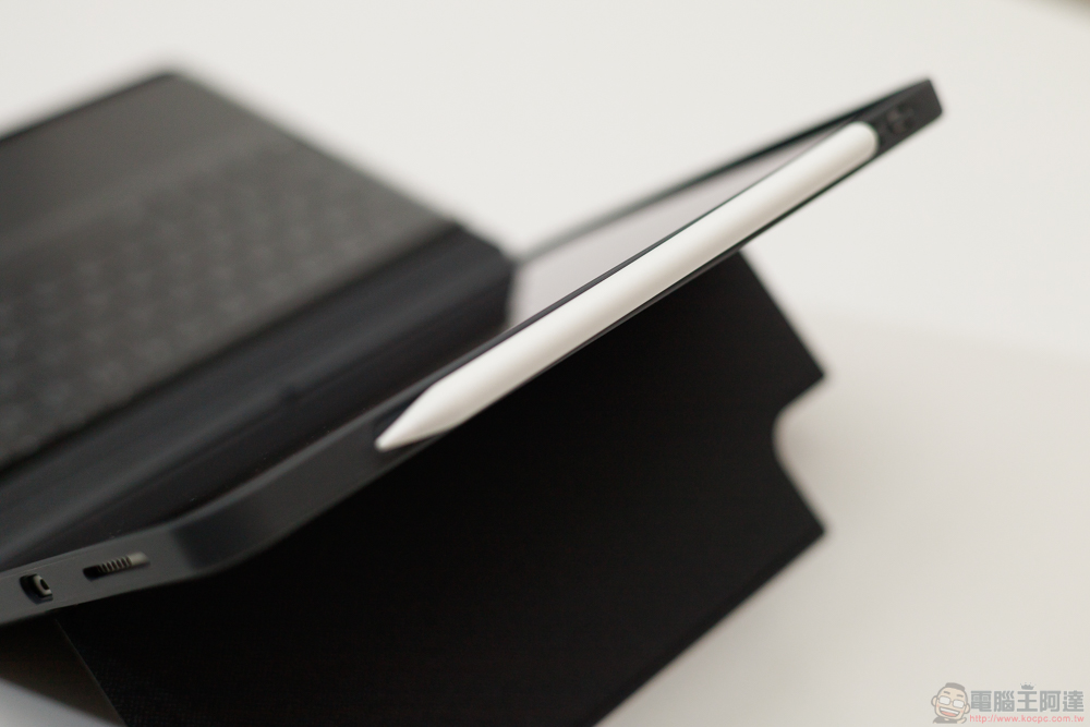 小資族 iPad 體驗全滿足!eiP Magnetix 磁吸可拆式藍牙觸控鍵盤、媲美 Apple Pencil 的磁吸充電觸控筆、專業筆觸磁吸類紙膜 eiP 超大杯全配件開箱 - 電腦王阿達 小資族 iPad 體驗全滿足!eiP Magnetix 磁吸可拆式藍牙觸控鍵盤、媲美 Apple Pencil 的磁吸充電觸控筆、專業筆觸磁吸類紙膜 eiP 超大杯全配件開箱 - 電腦王阿達