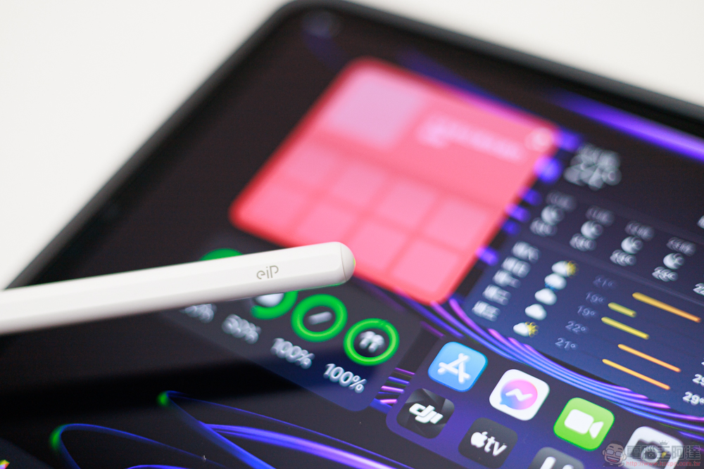 小資族 iPad 體驗全滿足!eiP Magnetix 磁吸可拆式藍牙觸控鍵盤、媲美 Apple Pencil 的磁吸充電觸控筆、專業筆觸磁吸類紙膜 eiP 超大杯全配件開箱 - 電腦王阿達 小資族 iPad 體驗全滿足!eiP Magnetix 磁吸可拆式藍牙觸控鍵盤、媲美 Apple Pencil 的磁吸充電觸控筆、專業筆觸磁吸類紙膜 eiP 超大杯全配件開箱 - 電腦王阿達