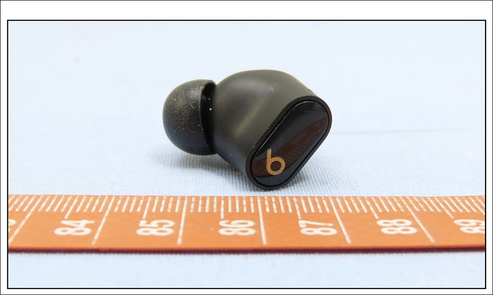 Apple 新款 Beats Studio Buds Plus 耳機實機外觀於 NCC 資料庫曝光,確認換上 USB-C 充電埠 - 電腦王阿達 Apple 新款 Beats Studio Buds Plus 耳機實機外觀於 NCC 資料庫曝光,確認換上 USB-C 充電埠 - 電腦王阿達