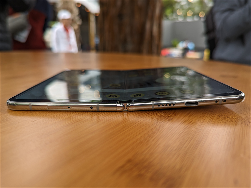 外媒實測發現 Google Pixel Fold 無法完全展開 180度 - 電腦王阿達 外媒實測發現 Google Pixel Fold 無法完全展開 180度 - 電腦王阿達