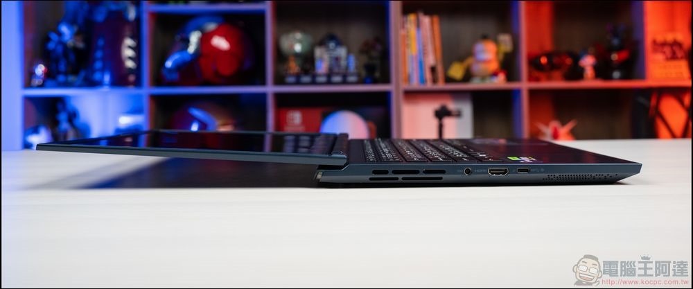 MSI Stealth 14 Studio A13V 開箱 - 21 MSI Stealth 14 Studio A13V 開箱 - 21