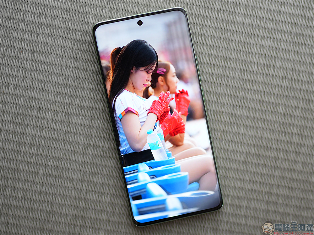realme 11 Pro+ 開箱|2 億畫素單鏡無損變焦相機,手機界的精品 - 電腦王阿達 realme 11 Pro+ 開箱|2 億畫素單鏡無損變焦相機,手機界的精品 - 電腦王阿達