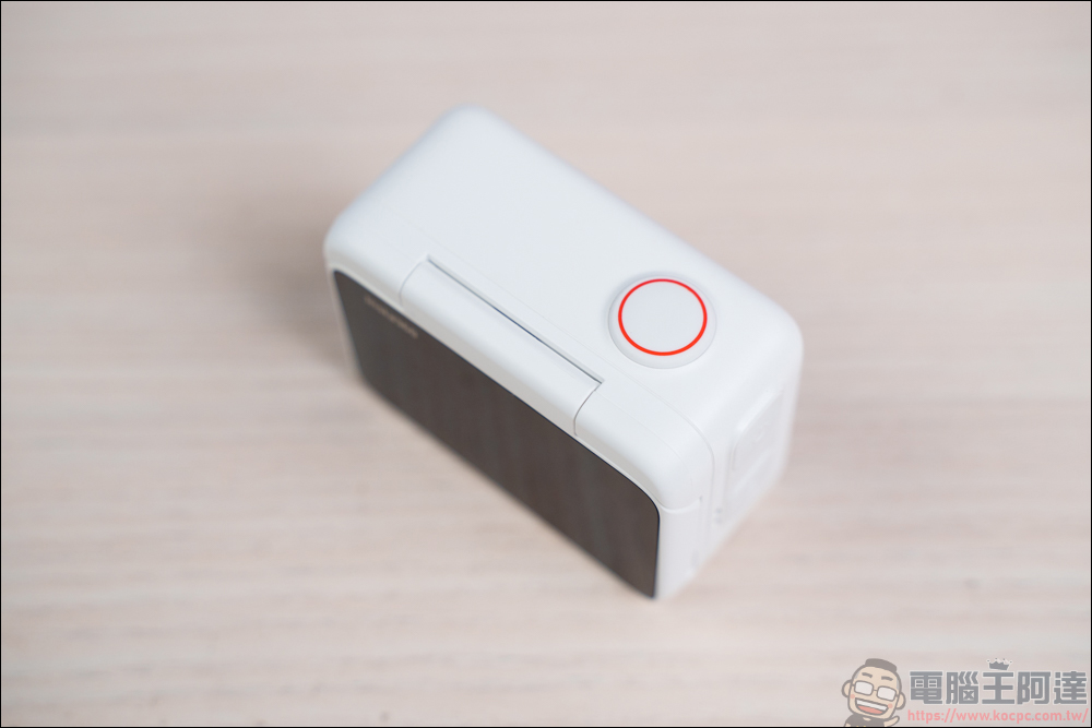 Insta360 GO 3 開箱:終極型態、近乎完美的小巧全功能防震運動相機 - 電腦王阿達 Insta360 GO 3 開箱:終極型態、近乎完美的小巧全功能防震運動相機 - 電腦王阿達